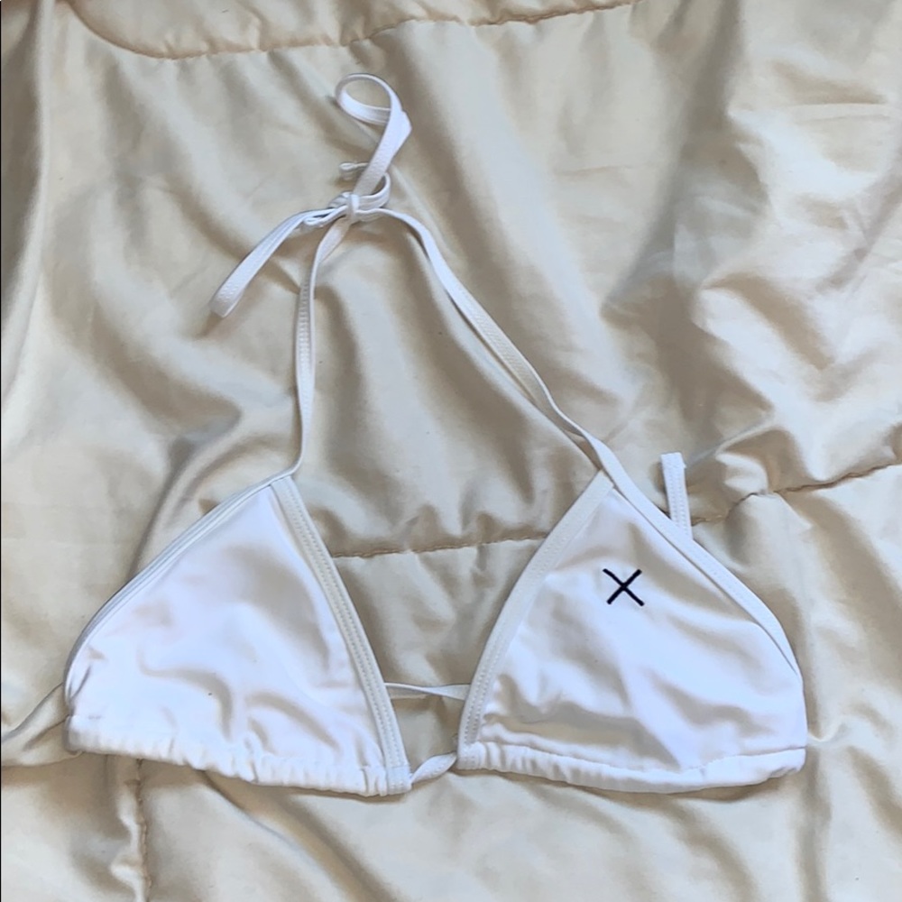 boutineLA white bikini top!